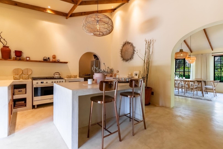 6 Bedroom Property for Sale in Hout Bay Western Cape